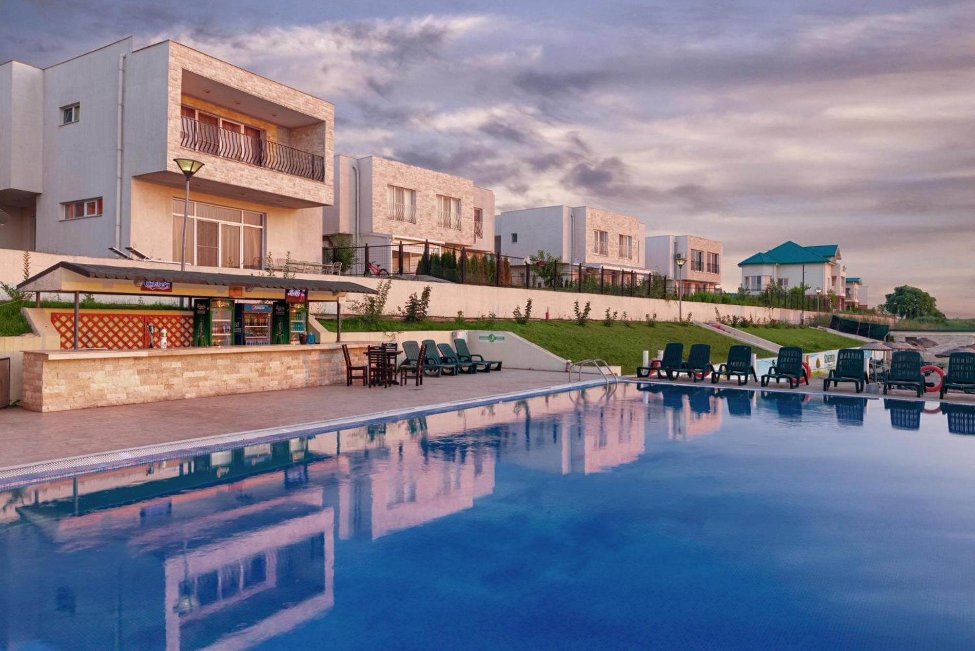 Single Room A503 Stayinn By Cosmopolis Stefanestii de Jos Exterior foto